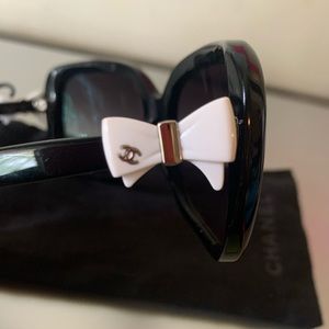 100 % Authentic Chanel sunglasses